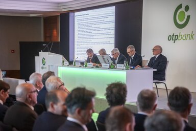 Az OTP Bank Oroszországnak a 2026 január-júniusi gyorsjelentés szerint 59 fiókja van, 149 ATM-et tart fenn, a pénzintézet 2026 június végén 6912 dolgozót foglalkoztatott (Fotó: MTI)