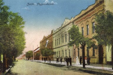 Zentai főgimnázium (Mák Ferenc archívumából)