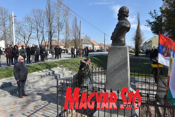 Hajnal Jenő: Megmaradni nemzetben, közösségben lehet csak