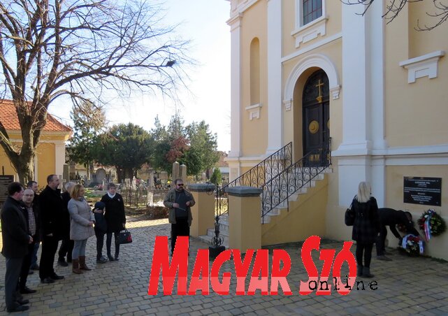 Itt koszorúzhat Nagybecskerek magyarsága (Kecskés István felvétele) Itt koszorúzhat Nagybecskerek magyarsága (Kecskés István felvétele)