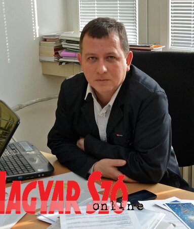 Virág Gábor: Elképzelhetőnek tartok élő videózásokat a szerzőkkel a már meghirdetett bemutatók alkalmából (Fotó: Ótos András) Virág Gábor: Elképzelhetőnek tartok élő videózásokat a szerzőkkel a már meghirdetett bemutatók alkalmából (Fotó: Ótos András)