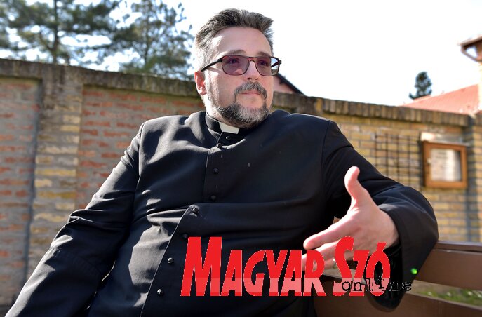 Szakály József, a kertvárosi Munkás Jézus-templom plébánosa (Fotó: Gergely Árpád) Szakály József, a kertvárosi Munkás Jézus-templom plébánosa (Fotó: Gergely Árpád)
