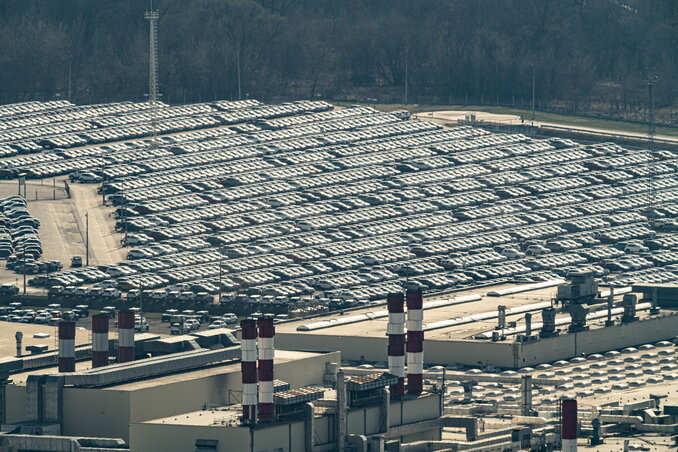 Az esztergomi Suzuki gyárban is leállt a termelés (Fotó: MTI)