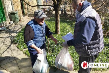 Az elosztás egyidőben kezdődött Szenttamáson, Turián és Nádalján (Paraczky László felvétele)