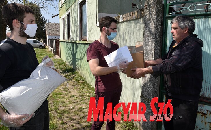 Vörös Károly szerint a helyiek betartják a rendelkezéseket (Ótos András felvétele)