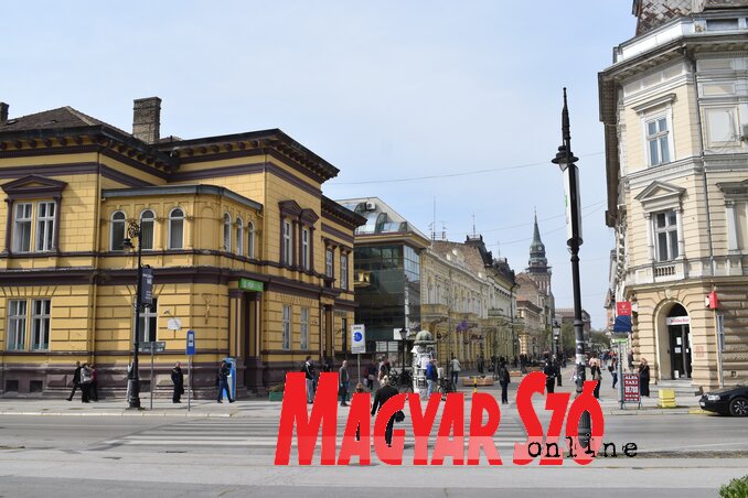 (Patyi Szilárd illusztrációja) (Patyi Szilárd illusztrációja)