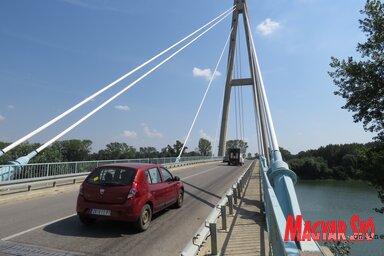 Az tartomány finanszírozásával az idén várhatóan befejeződik a Tisza-híd építése is