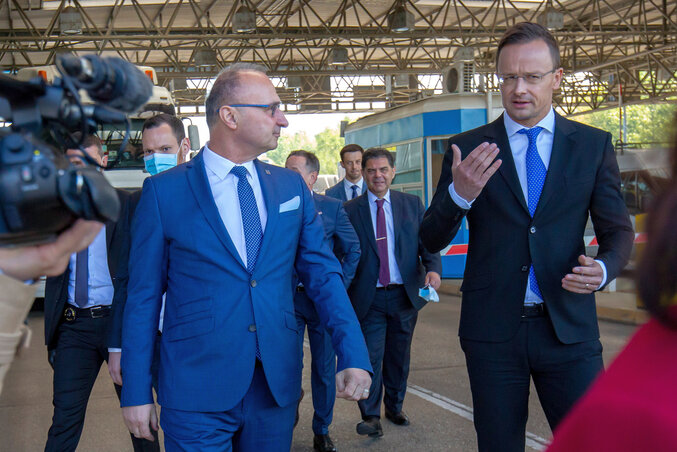 Gordan Grlić Radman és Szijjártó Péter a találkozón (Fotó: MTI) Gordan Grlić Radman és Szijjártó Péter a találkozón (Fotó: MTI)