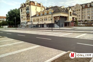 A város központjában dolgozók számára nagy megkönnyebbülést jelent, hogy végre rendezték a Munkás utcai parkolót (Dávid Csilla felvétele)