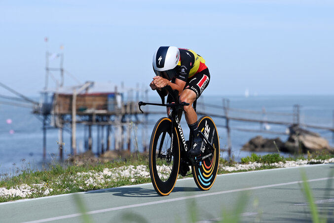 A belga időfutambajnok Evenepoel tempójára senkinek nem volt válasza (Fotó: Cycling Weekly/Getty Images)