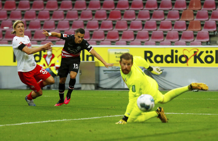 Hiába vezetett a Düsseldorf, a vendégek végül csak egy pontot szereztek (Fotó: Beta/AP) Hiába vezetett a Düsseldorf, a vendégek végül csak egy pontot szereztek (Fotó: Beta/AP)