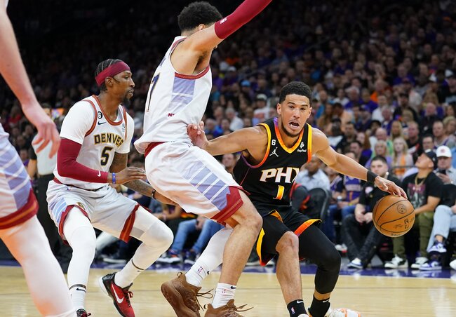 A Nuggets védelme tehetetlen volt Devin Bookerrel szemben (Fotó: Beta/AP) A Nuggets védelme tehetetlen volt Devin Bookerrel szemben (Fotó: Beta/AP)