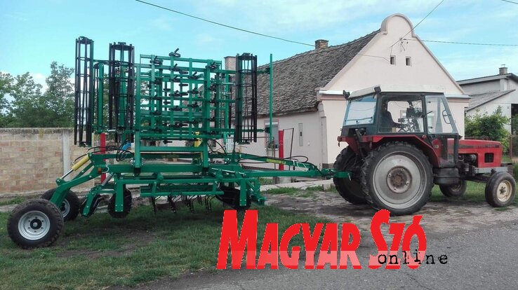 A Sára-gazdaságban jelentősen megnövelte a terméshozamot a támogatásból beszerzett germinátor (Fotó: Tóth D. Lívia)