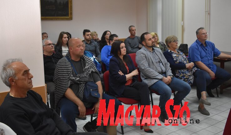 A rendezvényre a helyi közösség épületében került sor (Fotó: Patyi Szilárd) A rendezvényre a helyi közösség épületében került sor (Fotó: Patyi Szilárd)
