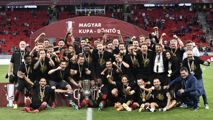 Örömmámor a Honvédnál (Fotó: MTI)