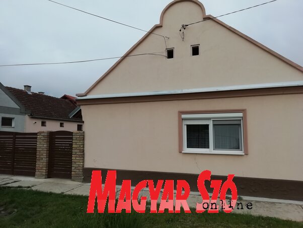 Pintér Balázs és Sarolta meghitt otthont varázsolt a régi, temerini végházból (Tóth D. Lívia felvétele) Pintér Balázs és Sarolta meghitt otthont varázsolt a régi, temerini végházból (Tóth D. Lívia felvétele)