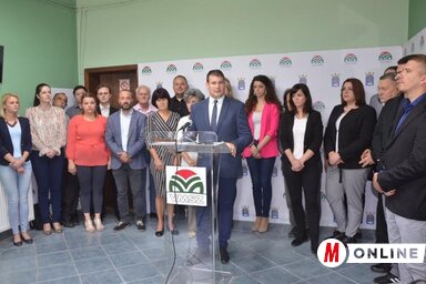 A topolyai helyhatósági választásokon a VMSZ listáján indulók (Kazinczy Paszterkó Diana felvétele)