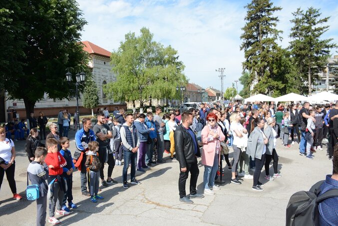 Akiknek fontos a város tisztasága Akiknek fontos a város tisztasága