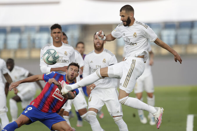 Pillanatkép a Real Madrid–Eibar meccsről (Fotó: Beta/AP)
