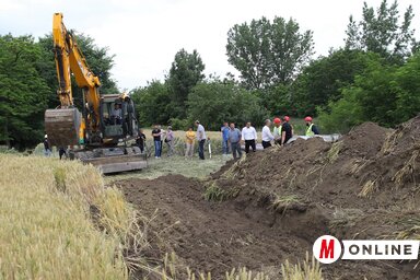 Megkezdődött a fővezeték építése (Lakatos János felvétele)