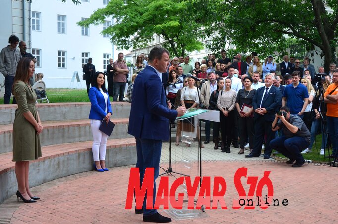 Számos intézmény, szervezet képviselője jelent meg a rendezvényen (Fotó: Dávid Csilla) Számos intézmény, szervezet képviselője jelent meg a rendezvényen (Fotó: Dávid Csilla)