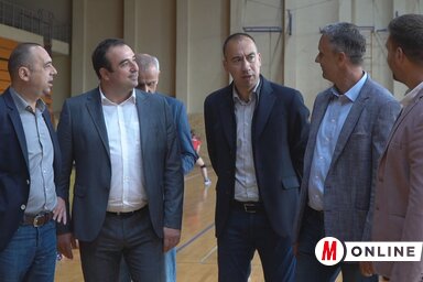 Újabb 3,7 millió dinárral támogatja a tartományi kormány a sportközpont felújítását (Fehér Rózsa felvétele)