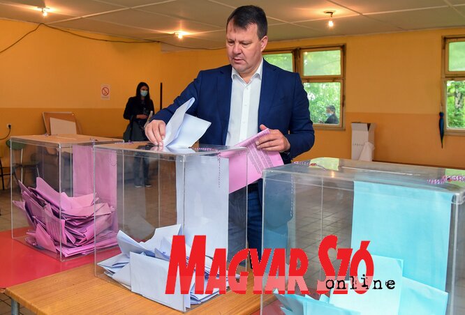 Igor Mirović (Ótos András felvétele) Igor Mirović (Ótos András felvétele)