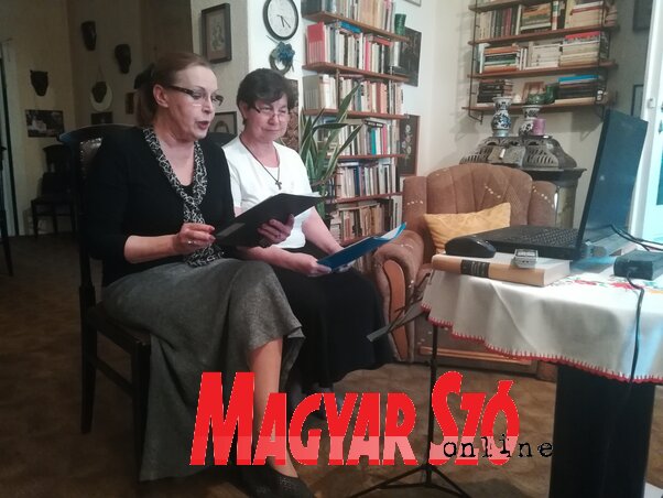 Jónás Gabriella és Miklenovics Aranka az online könyvbemutatón (Fotó: Lukács Melinda) Jónás Gabriella és Miklenovics Aranka az online könyvbemutatón (Fotó: Lukács Melinda)