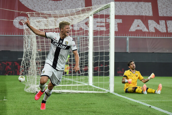 Cornelius ritka bravúrt hajtott végre (Fotó: Beta/AP)