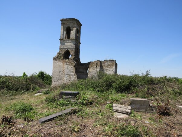 Az új telepesek számára nem volt megszentelt hely a kerényi sírkert (Fotó: Prostor/Fekete J. József)