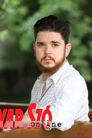 Oláh Tamás (Lakatos János felvétele) Oláh Tamás (Lakatos János felvétele)