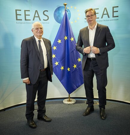 Reméli, kompromisszumos megoldás születik majd a koszovói párbeszéd során. Aleksandar Vučić és Josep Borrell az EU külpolitikai főképviselője a közelmúltbeli brüsszeli tárgyalások előtt (Fotó: Beta/European Council)