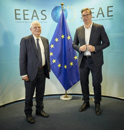 Reméli, kompromisszumos megoldás születik majd a koszovói párbeszéd során. Aleksandar Vučić és Josep Borrell az EU külpolitikai főképviselője a közelmúltbeli brüsszeli tárgyalások előtt (Fotó: Beta/European Council) Reméli, kompromisszumos megoldás születik majd a koszovói párbeszéd során. Aleksandar Vučić és Josep Borrell az EU külpolitikai főképviselője a közelmúltbeli brüsszeli tárgyalások előtt (Fotó: Beta/European Council)