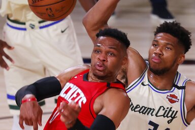 Giannis teljesítménye nem volt elég Westbrookék ellen (Fotó: Beta/AP)