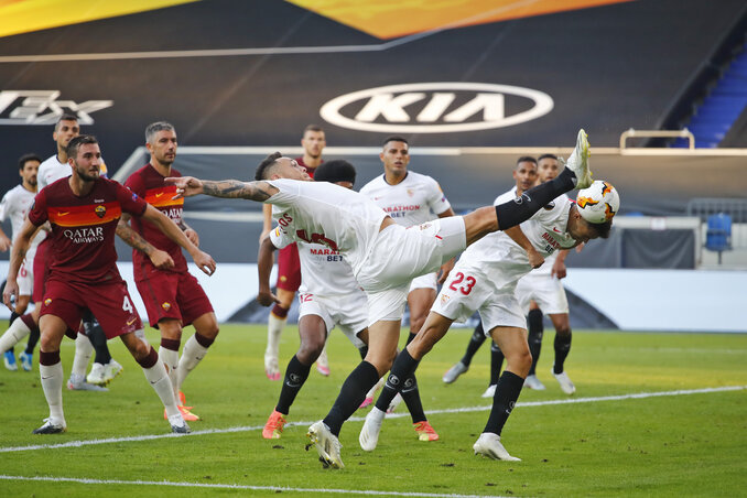 Pillanatkép a Sevilla–Roma mérkőzésről (Fotó: Beta/AP)
