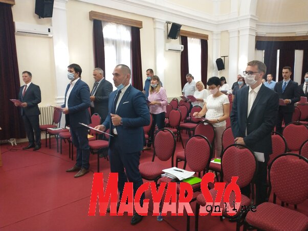 A községi képviselők eskütétele Adán (Csincsik Zsolt felvétele) A községi képviselők eskütétele Adán (Csincsik Zsolt felvétele)