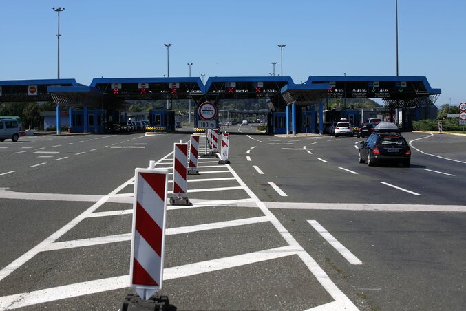 Jelenleg mintegy 30 ezer szerbiai tartózkodik külföldön, elsősorban a szomszédos országok valamelyikében (Fotó: Beta)