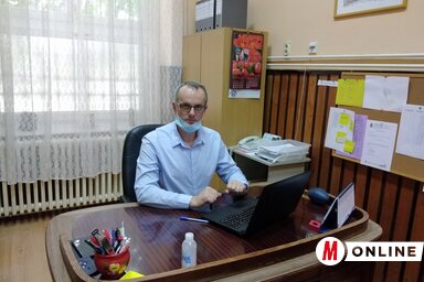 Szepesi Zoltán, a magyarkanizsai Jovan Jovanović Zmaj Általános Iskola igazgatója (Jenei Klementina felvétele)