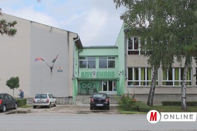 Az idei tanévet 315 diák kezdte meg a kishegyesi iskolában (Lakatos János felvétele)