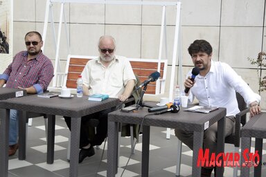 A sajtótájékoztatón Tоni Ranđelović, dr. Zoran Đerić és Milovan Filipović (Fotó: Bozsoki Valéria)