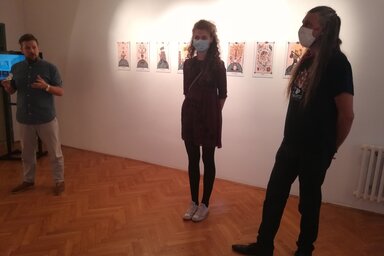 Blaskó Árpád, Nagy Kornélia és Miroslav Jovančić a kiállításmegnyitón (Fotó: Lukács Melinda)