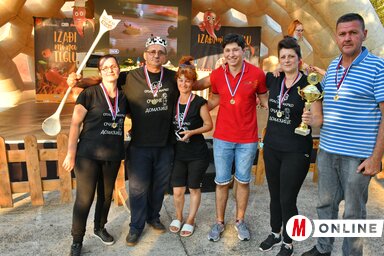 A legjobb ajvárfőzők Velebiten (Puskás Károly felvétele)