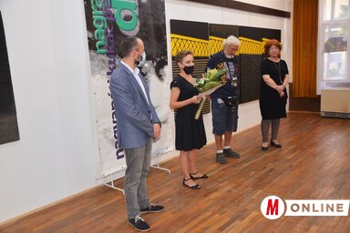A díjátadó ünnepség egyben Gubik Korina kiállításának megnyitója is volt (Kazinczy Paszterkó Diana felvétele)
