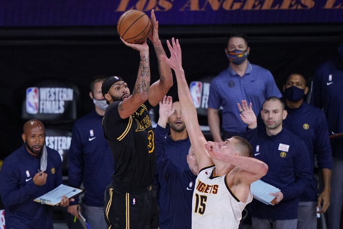 Jokić erőfeszítése ellenére Davisé volt az utolsó szó (Fotó: Beta/AP) Jokić erőfeszítése ellenére Davisé volt az utolsó szó (Fotó: Beta/AP)