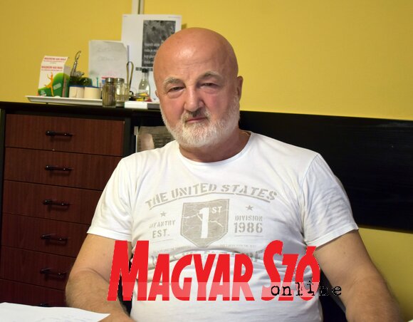 Gyivánovity Róbert, a diákotthon igazgatója (Patyi Szilárd felvétele) Gyivánovity Róbert, a diákotthon igazgatója (Patyi Szilárd felvétele)