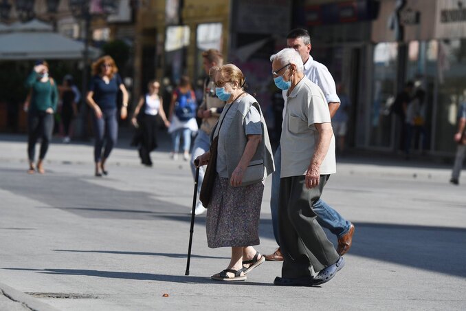Séta Újvidéken (Fotó: Beta)