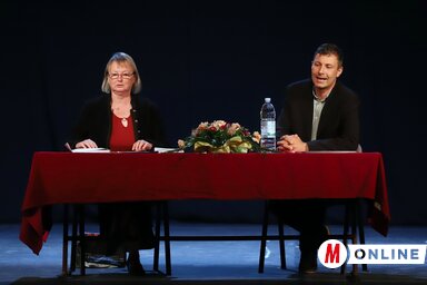 Kovács Jolánka műfordítóval Hajvert Ákos beszélget (Fotó: Lakatos János)
