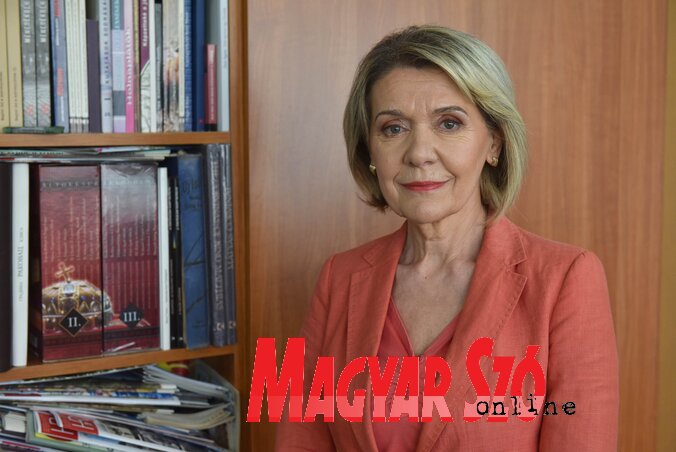 Ökrész Rozália: A nyomtatott lap éltetése mellett az online megjelenést is fejleszteni kell (Fotó: Ótos András) Ökrész Rozália: A nyomtatott lap éltetése mellett az online megjelenést is fejleszteni kell (Fotó: Ótos András)
