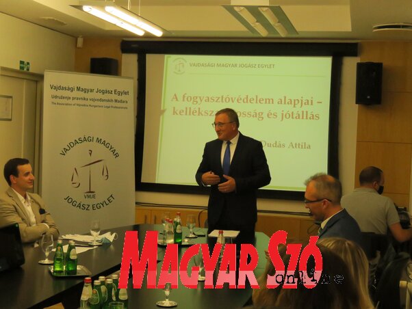 Dr. Nyilas Mihály (Győri Norbert felvétele) Dr. Nyilas Mihály (Győri Norbert felvétele)