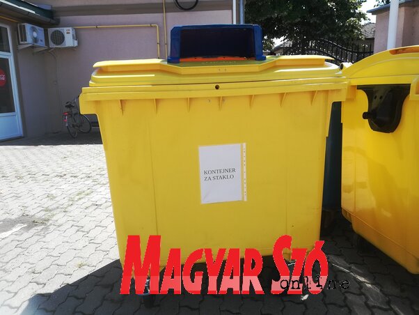 Meglepően eredményes az üveggyűjtési akció Óbecsén (Fehér Rózsa felvétele)